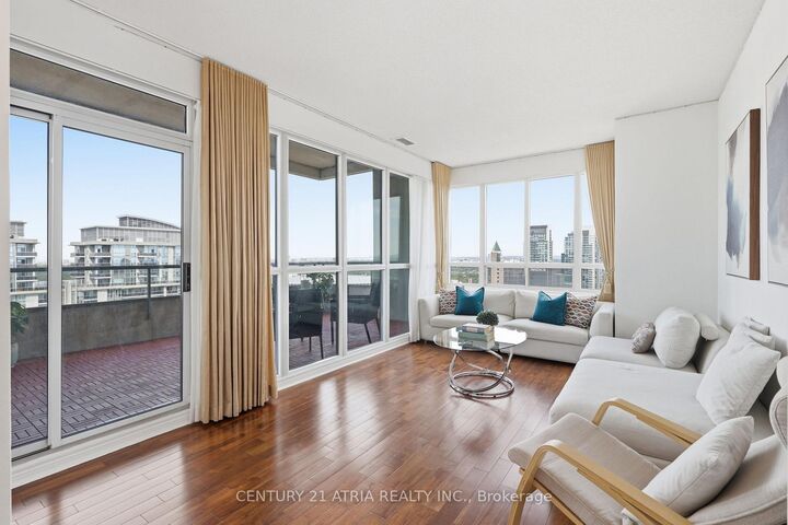 Property Photo:  23 Hollywood Avenue Ph202  ON M2N 7L8 