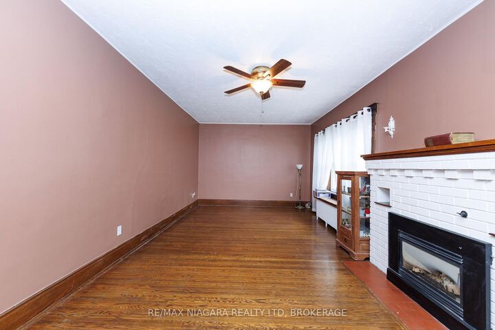 Property Photo:  4864 Simcoe Street  ON L2E 1V9 