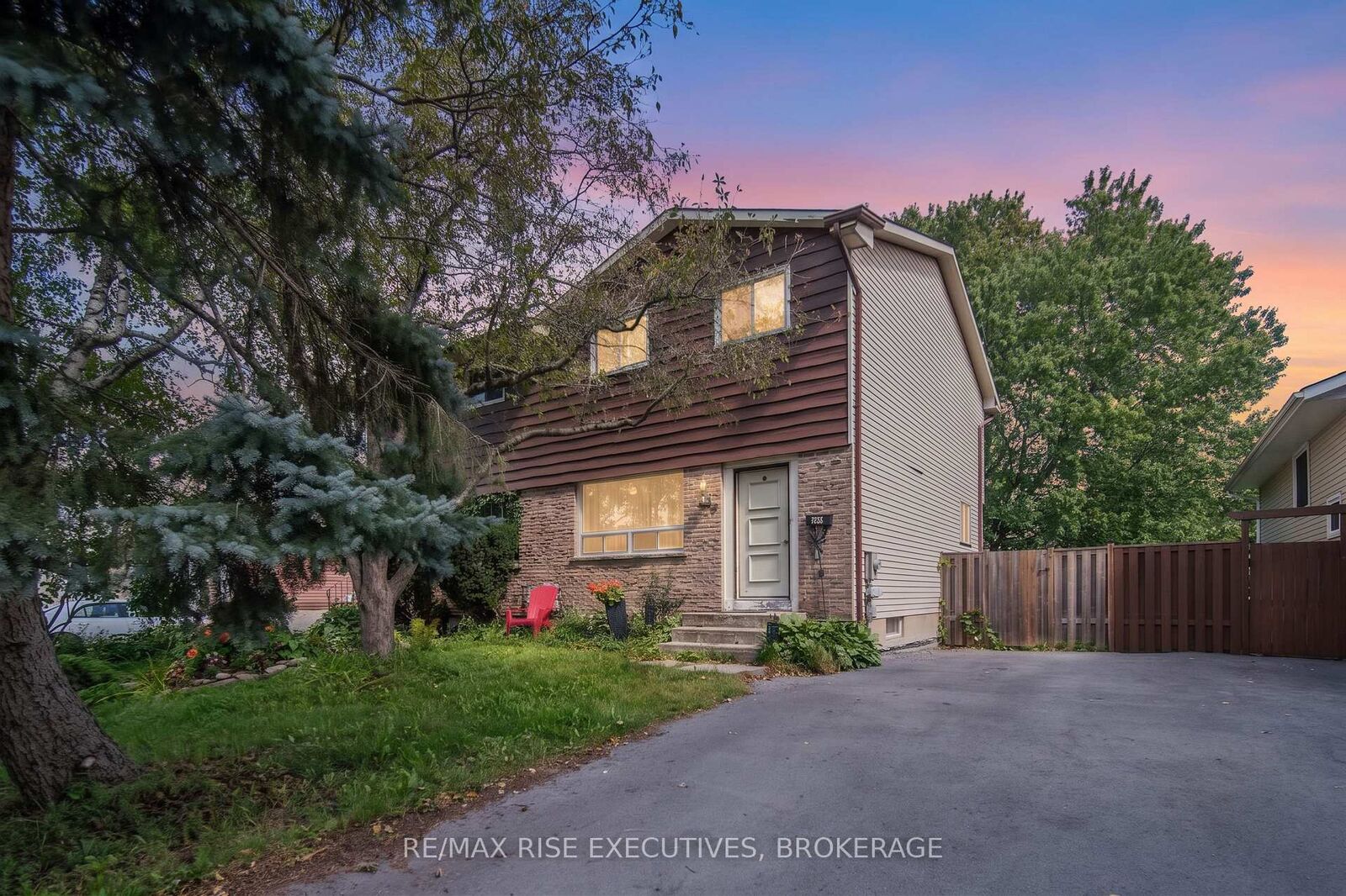 Property Photo: 668 Truedell Road ON K7M 6T2
