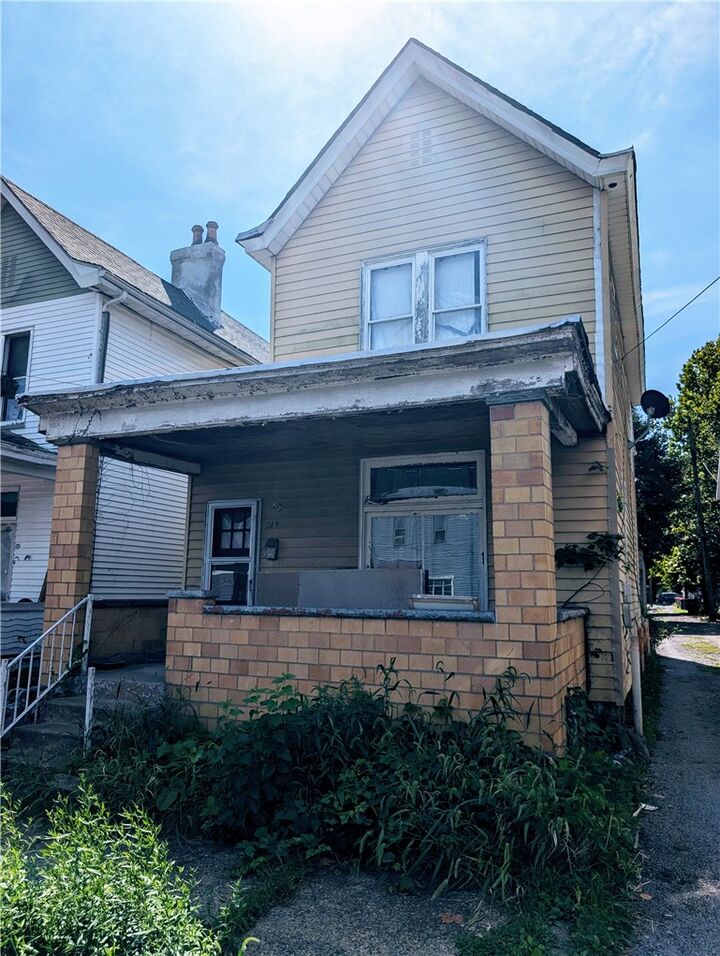 Property Photo: 215 16th St PA 15010