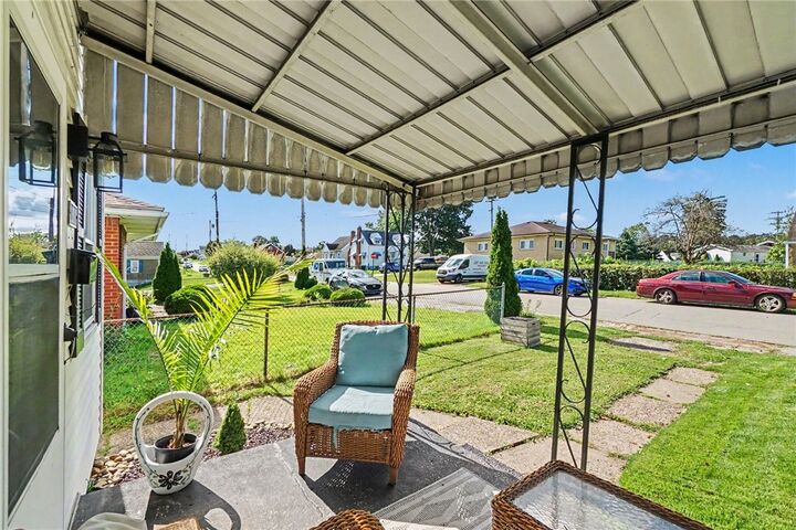 Property Photo:  2511 C  PA 15133 