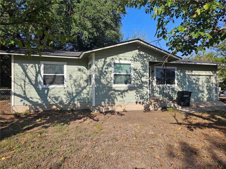 Property Photo: 22 Park Lane TX 76550
