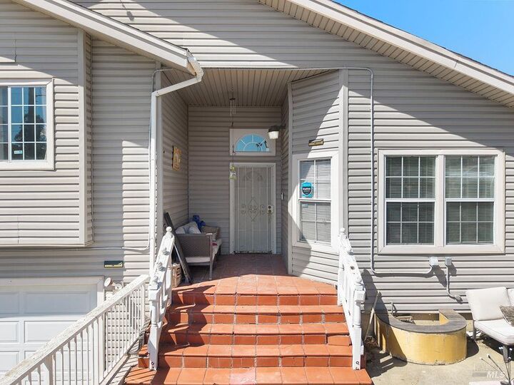 Property Photo: 473 Gilcrest Avenue CA 94591
