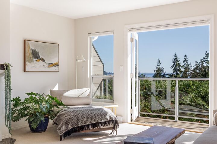 Property Photo:  5768 Marine Way 8  BC V7Z 0K4 