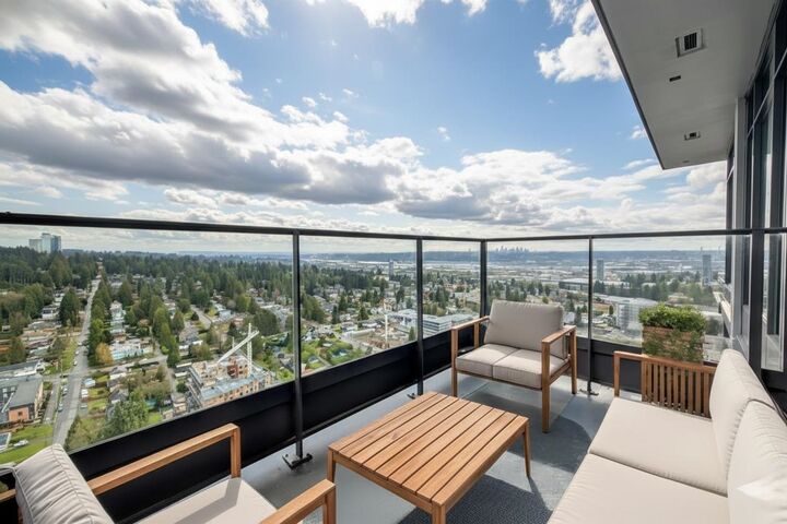 Property Photo:  450 Westview Street 1505  BC V3K 0G3 