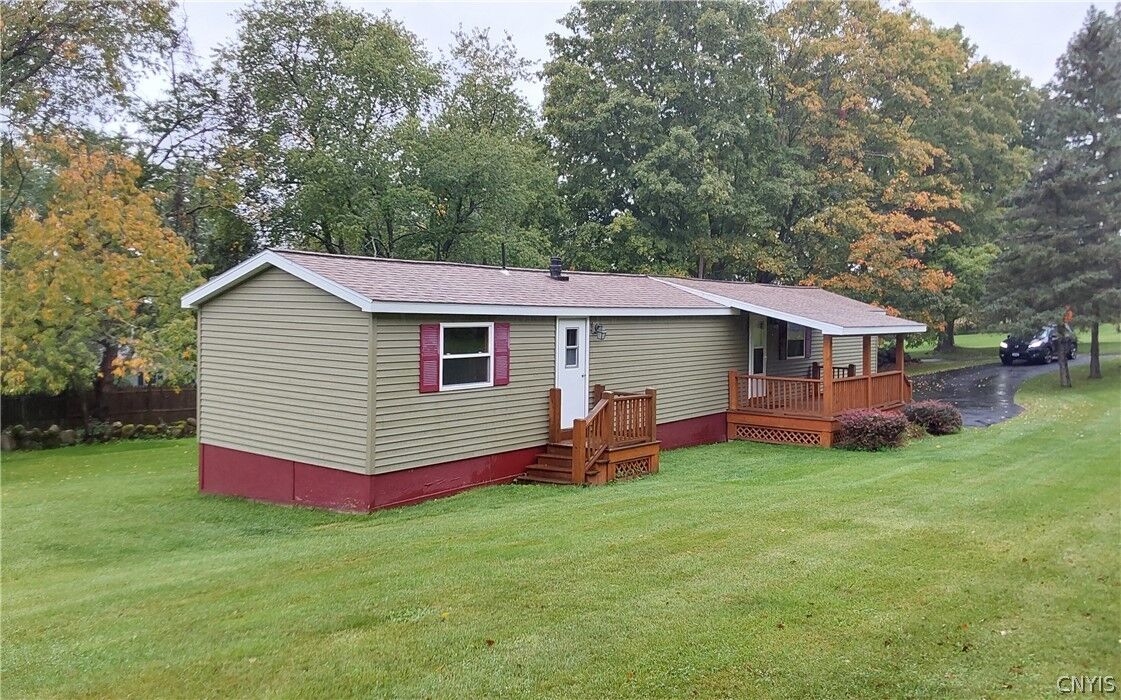 Property Photo:  1655 Castle Road  NY 13416 