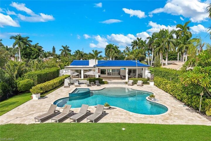 Property Photo: 5327 Nautilus Dr FL 33904
