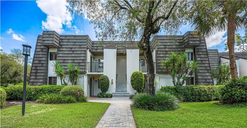 Property Photo:  1668 Spoonbill Ln B  FL 34105 