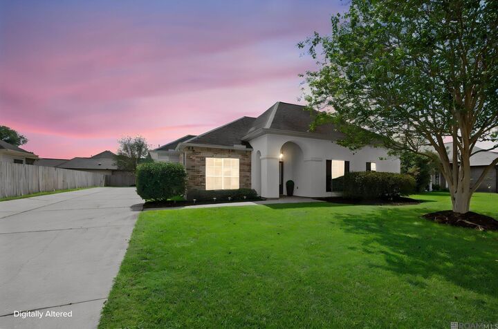 Property Photo: 36305 Crestway Ave LA 70769