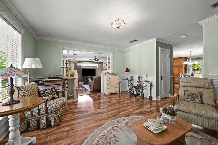 Property Photo:  1169 S Burgess Dr  LA 70815 