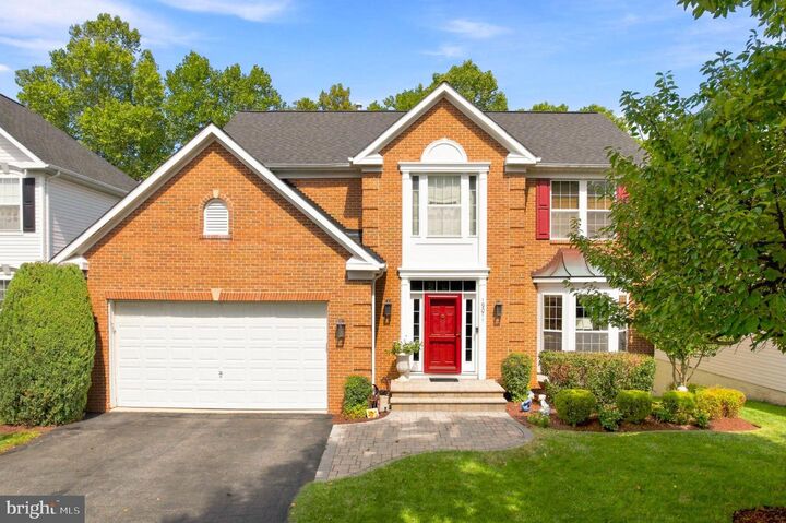 Property Photo: 19011 Starkey Terrace MD 20833