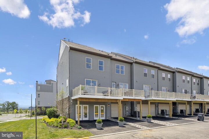 Property Photo: 11133 Copernicus Street VA 20109