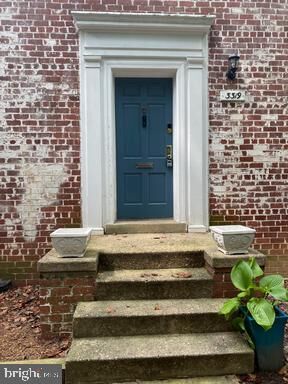 Property Photo:  3319 Valley Drive  VA 22302 