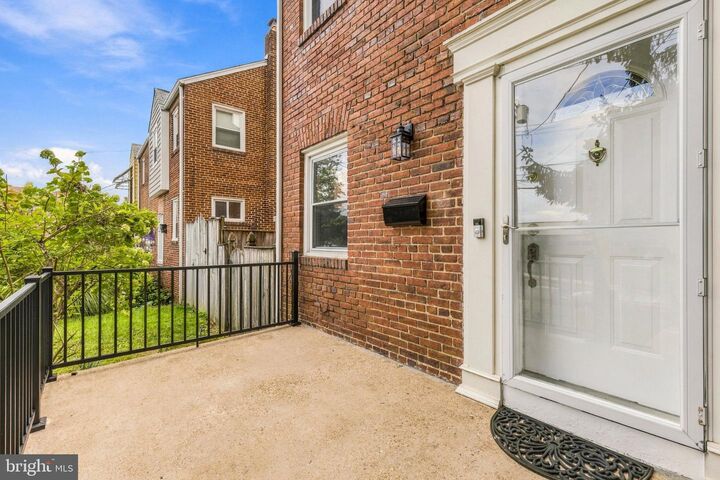 Property Photo:  911 Varnum Street NE  DC 20017 