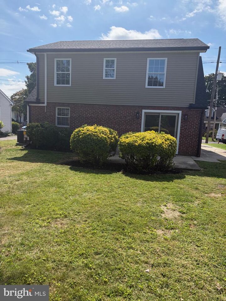 Property Photo:  1417 Maple Avenue  NJ 08035 