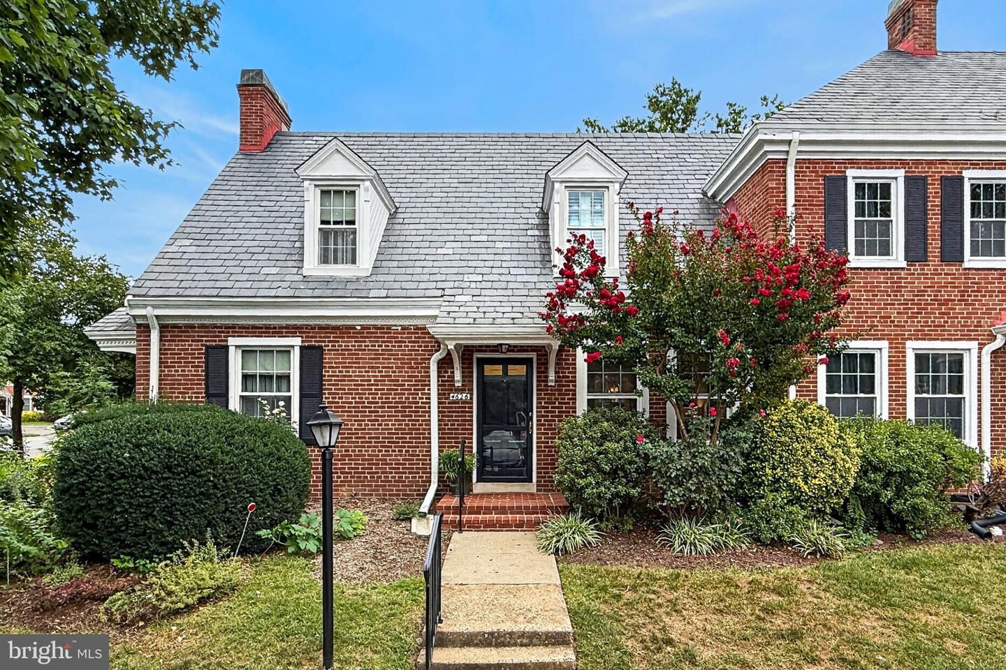 Property Photo:  4626 34th Street S  VA 22206 