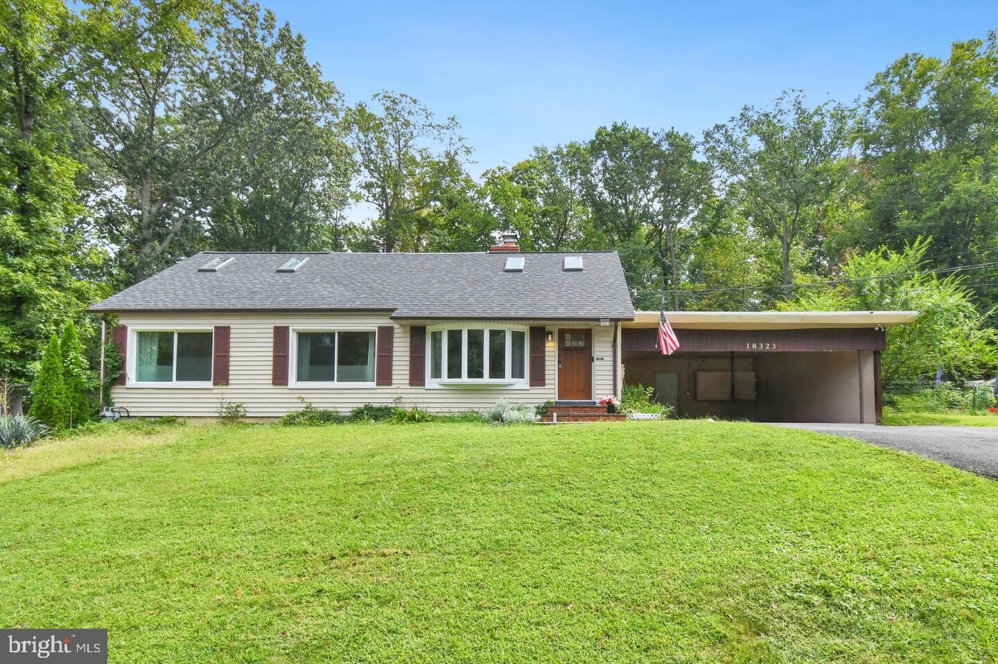 Property Photo:  18323 Sharon Road  VA 22172 
