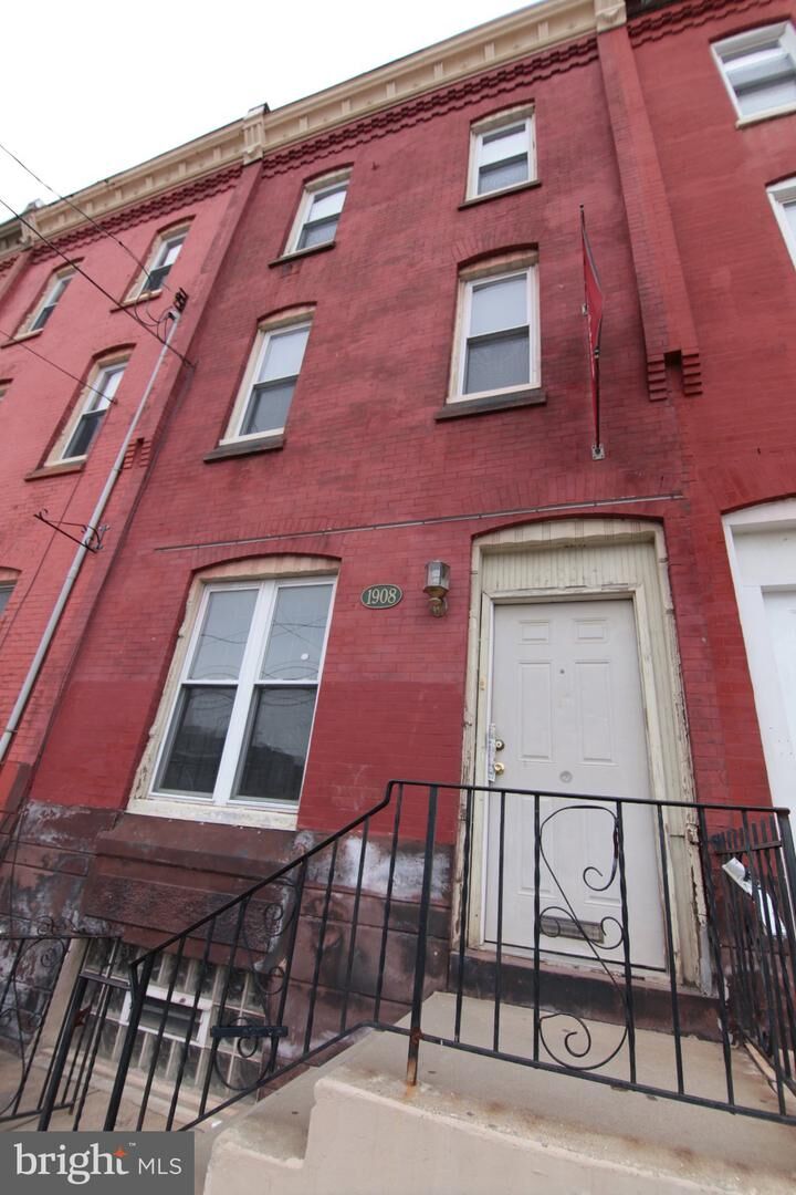 Property Photo:  1908 N 17th Street  PA 19121 
