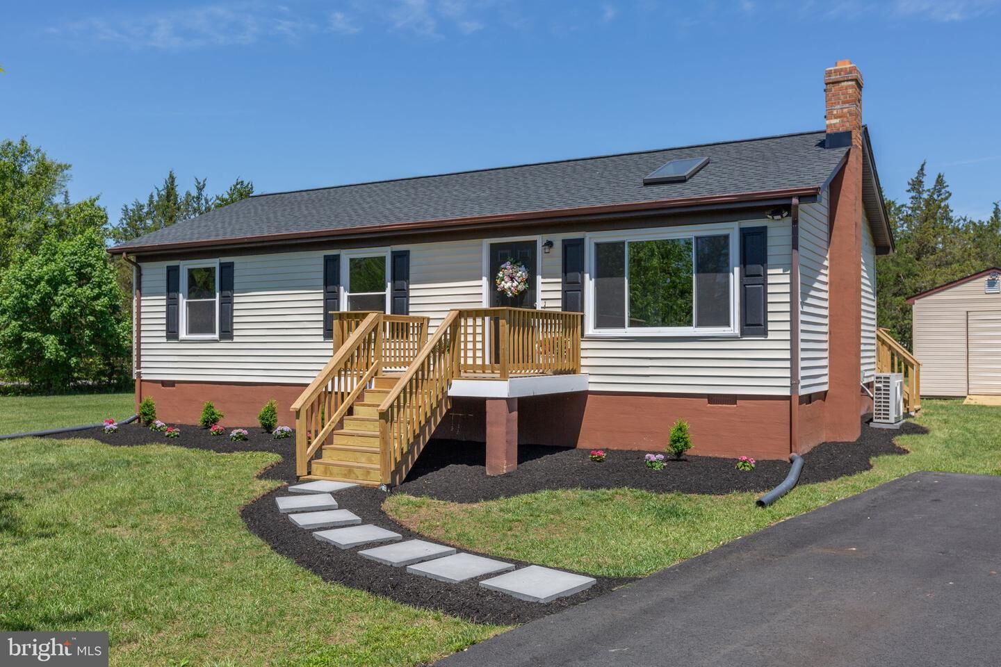 Property Photo: 6732 Forbes Place W VA 22712