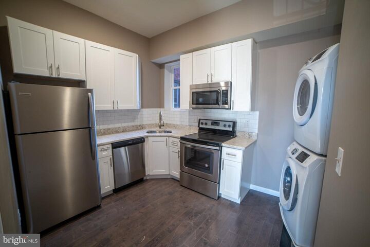 Property Photo: 1631 W Diamond Street PA 19121