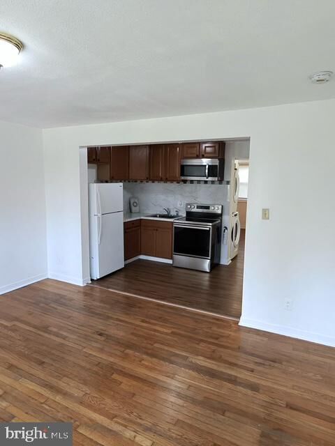 Property Photo:  407 Lebaum Street SE 3  DC 20032 