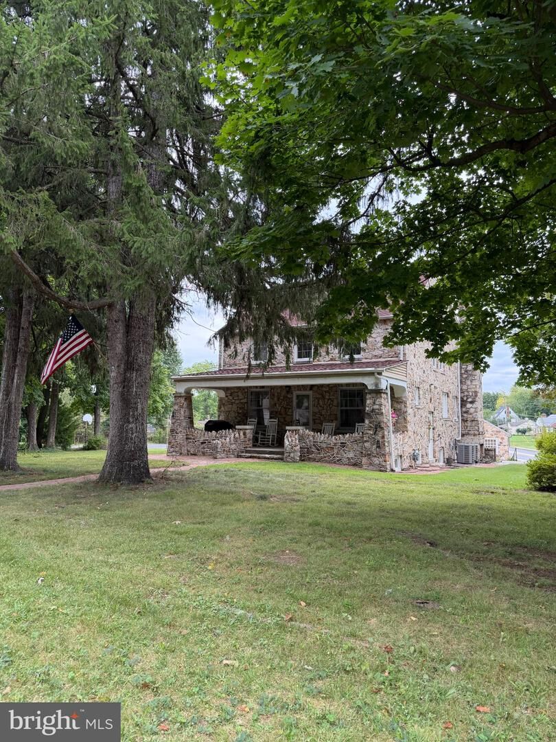Property Photo: