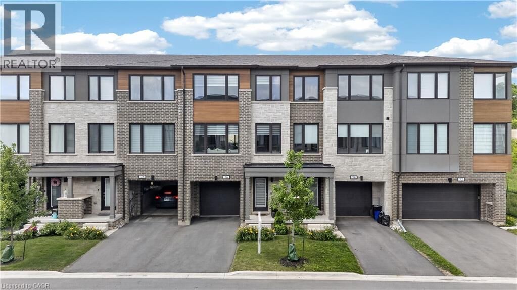 Property Photo: 76 Windtree Way ON L7G 0P6