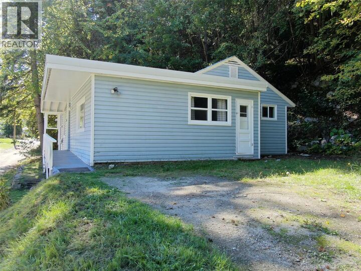 Property Photo: 1802 Perrier Road BC V1L 6Y8