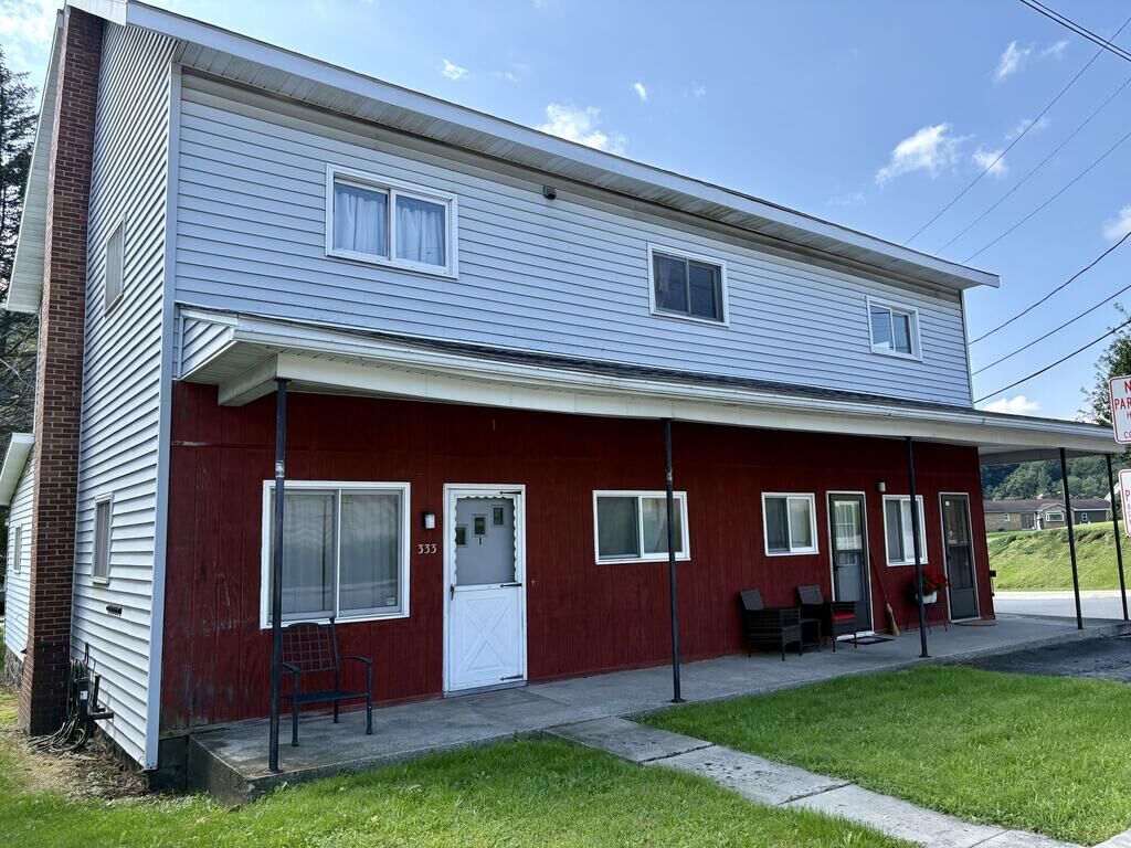 Property Photo:  333 Bridge Street 6  PA 15958 