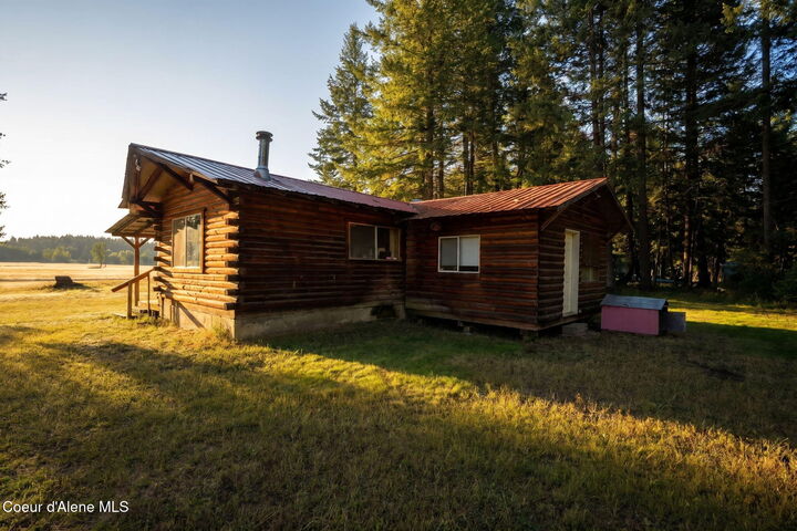 Property Photo: 25517 N Hatch Rd ID 83801