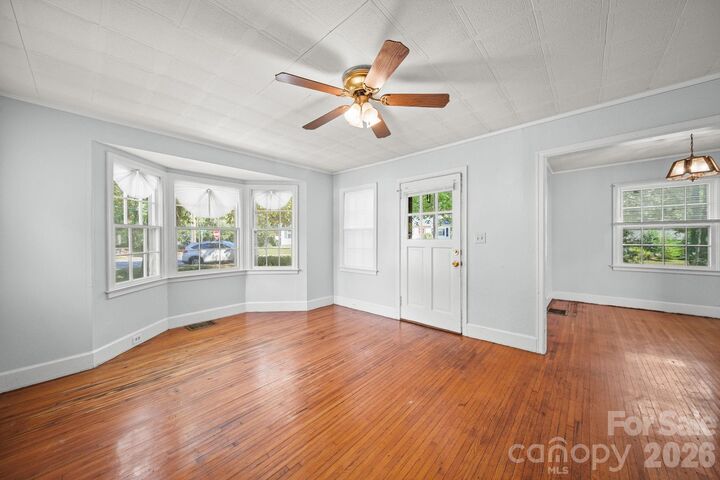 Property Photo:  1011 Holland Avenue  NC 28052 