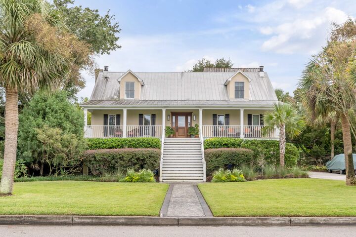 Property Photo:  1655 Middle Street  SC 29482 