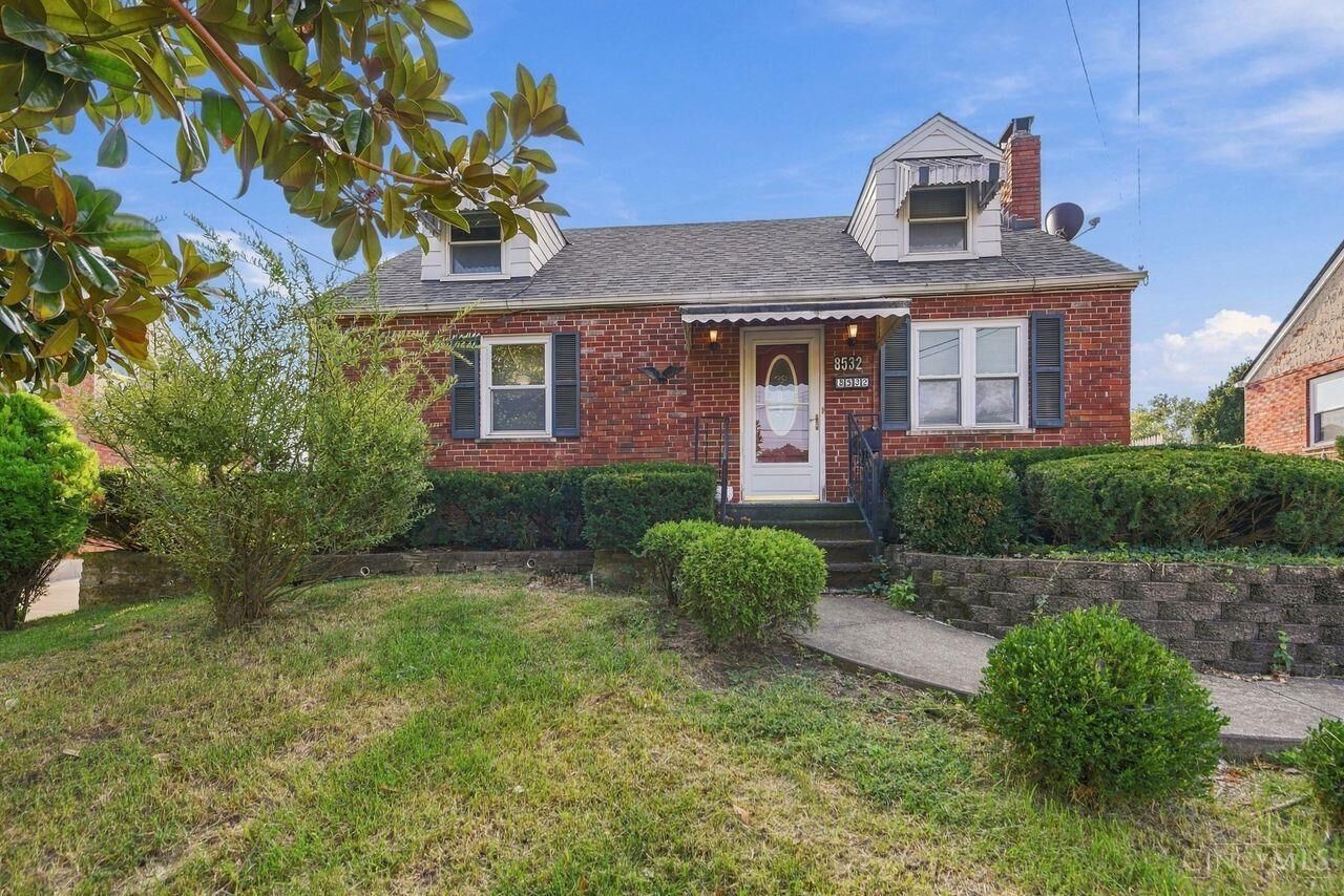Property Photo: 8532 Darnell Avenue OH 45236