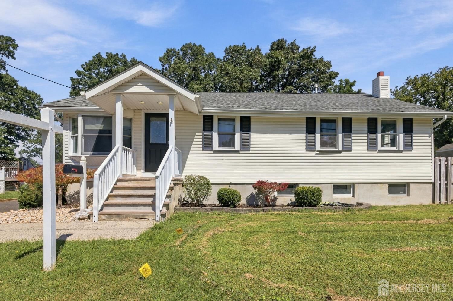 Property Photo:  19 Tyndale Avenue  NJ 08831 