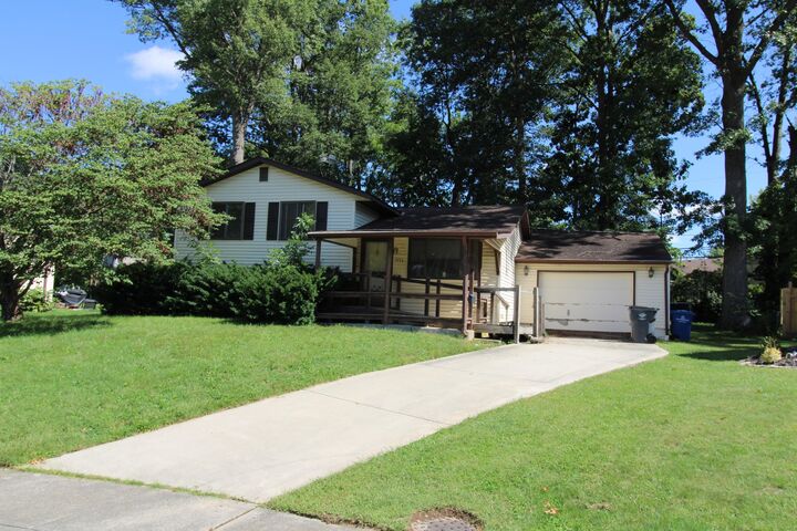 Property Photo:  1552 Lexdale Court  OH 43068 