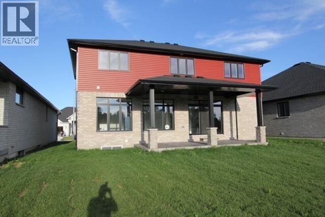 Property Photo:  859 Magnolia Lane  ON N7S 0B6 