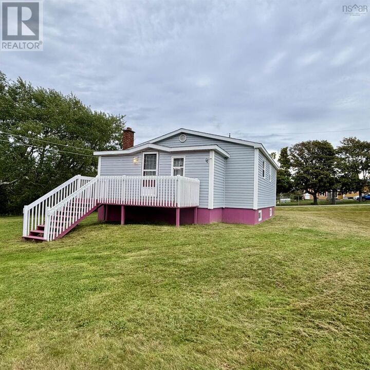 Property Photo:  743 Maple Street  NS B1H 3R6 