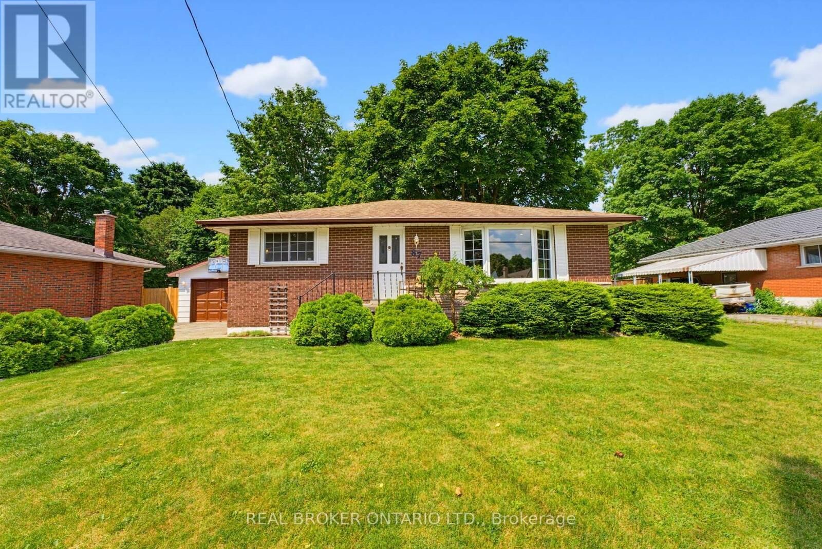 Property Photo:  87 Ball Street  ON N3L 1X7 