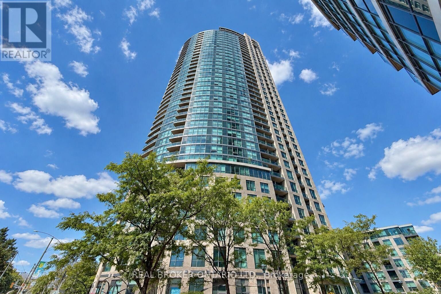 Property Photo: 219 Fort York Boulevard 1909 ON M5V 1B1