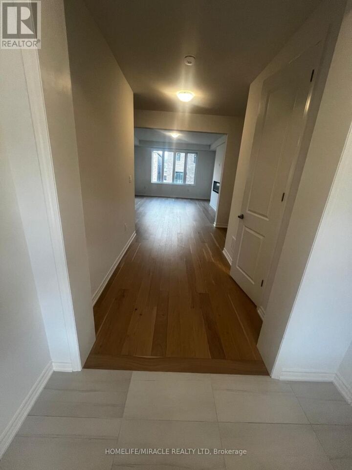 Property Photo:  49 Gretzky Avenue  ON L9J 1B1 