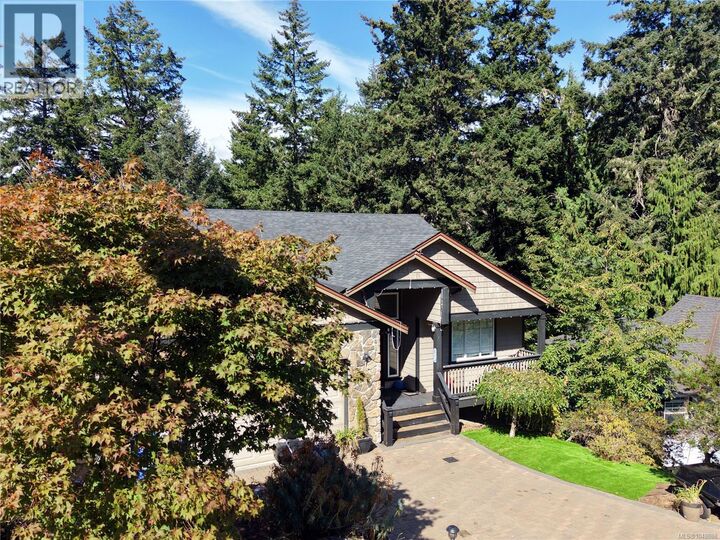 Property Photo:  3468 Horizon Terrace  BC V9C 4L5 