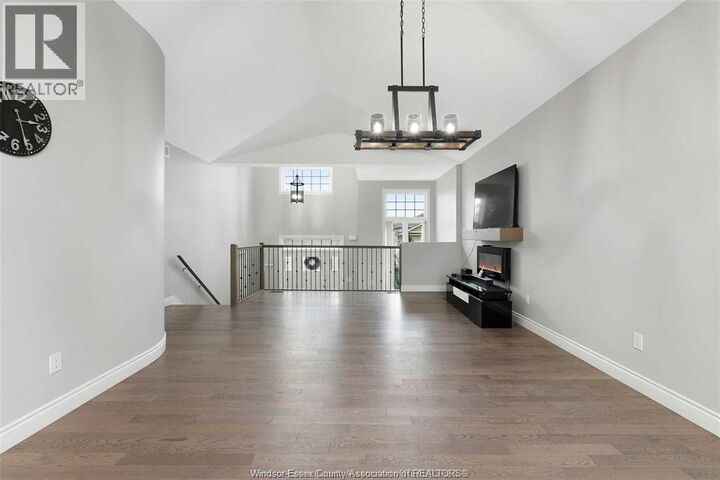 Property Photo:  192 Lennox Avenue  ON N8M 0A7 