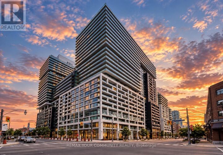 Property Photo: 135 Lower Sherbourne Street 2629 W ON M5A 1Y4