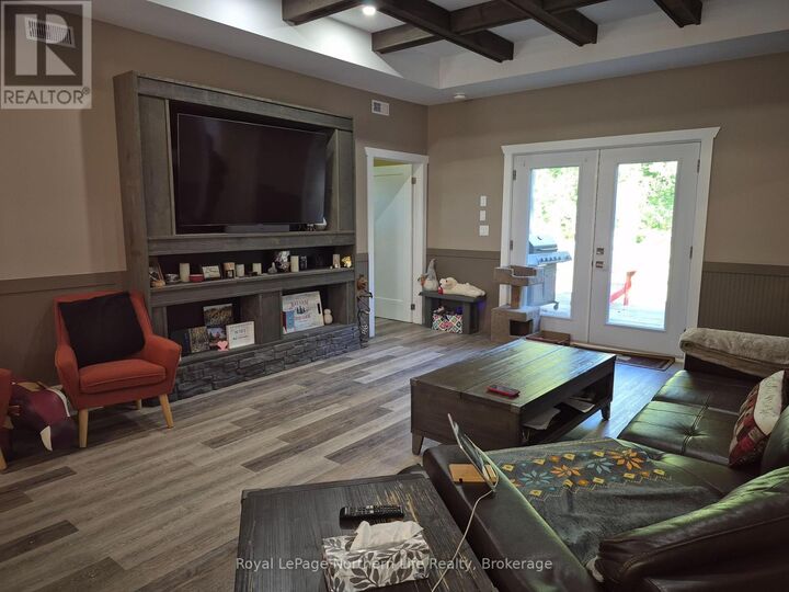 Property Photo:  329 Poplar Street  ON P0H 1V0 