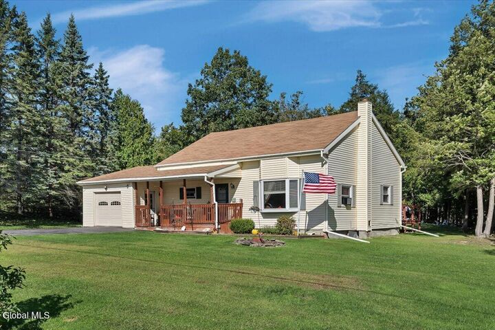Property Photo:  586 Knight Road  NY 12053 