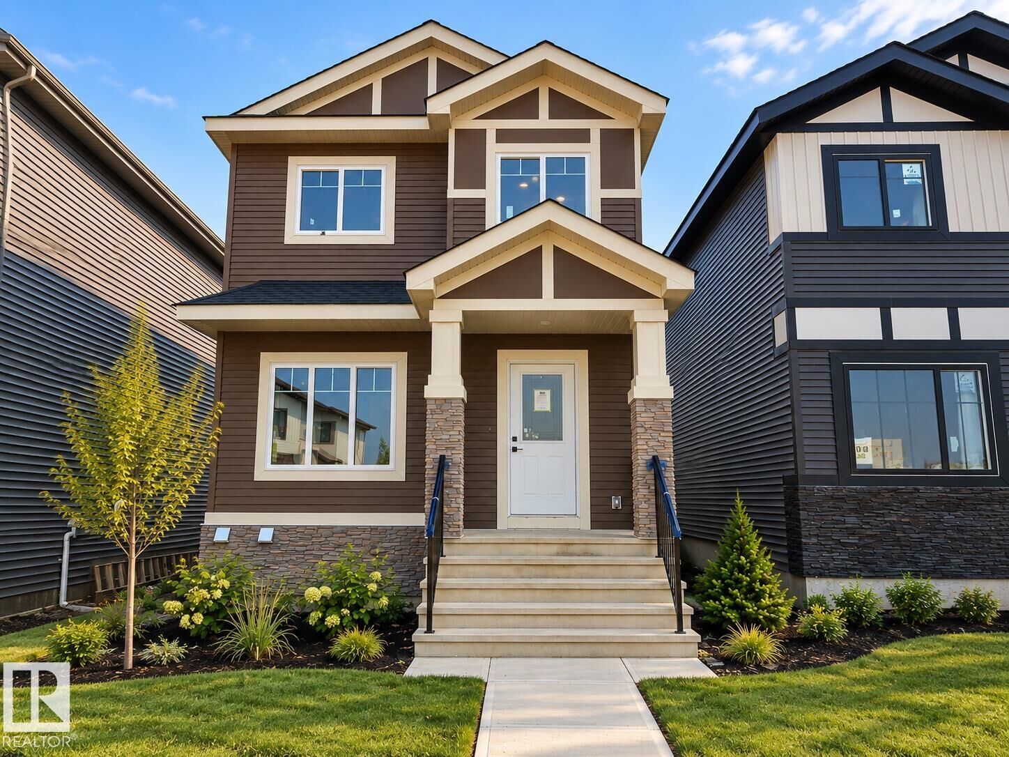 Property Photo:  9817 107A Avenue  AB T8R 2P1 
