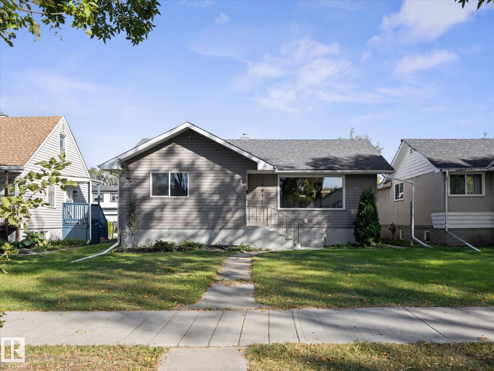 Property Photo: 11211 104 Street NW AB T5G 2K6
