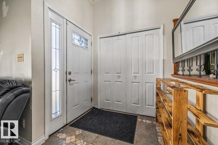 Property Photo:  329 Warwick Road NW  AB T5X 4R1 