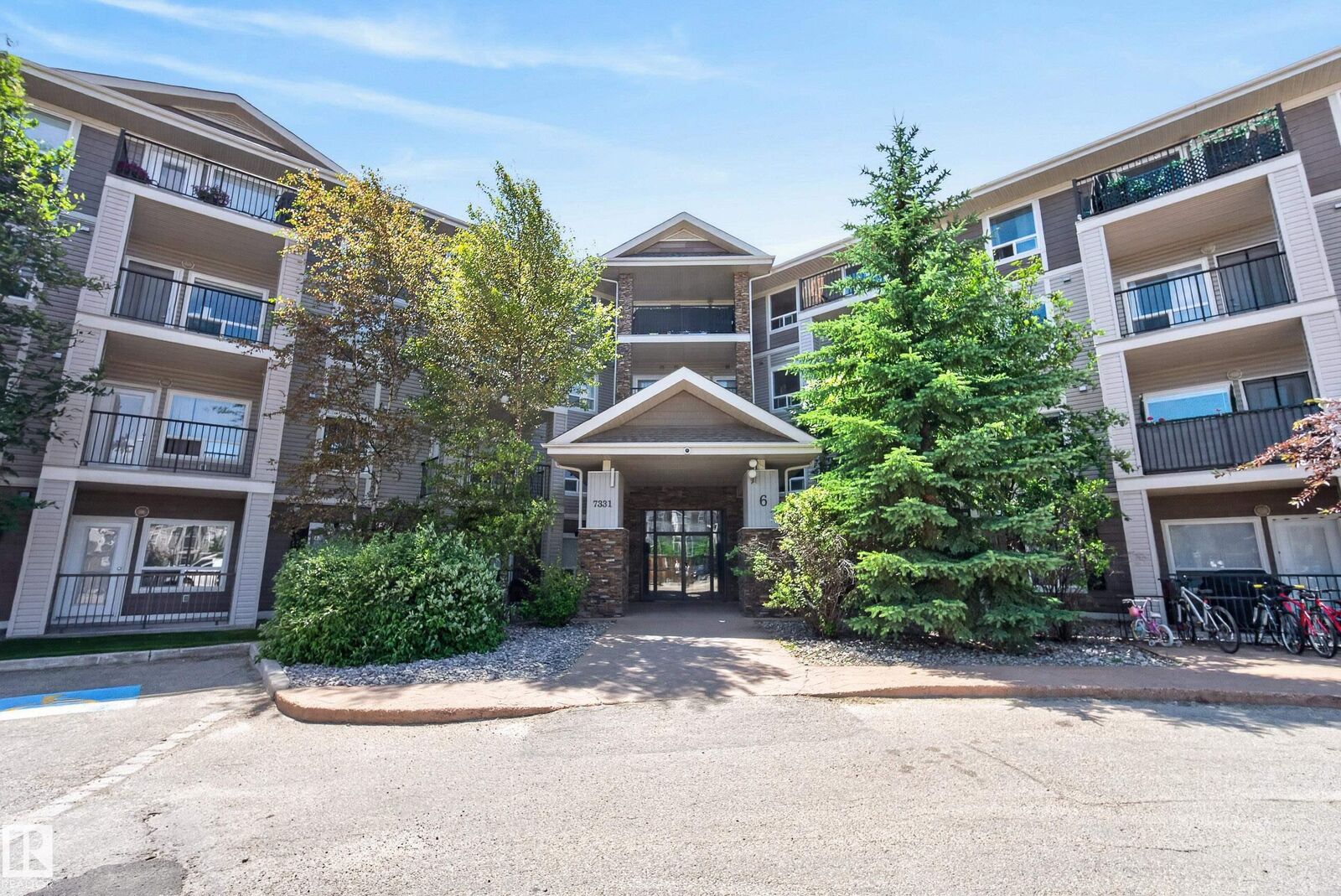 Property Photo:  7331 South Terwillegar Drive NW 6223  AB T6R 0L9 
