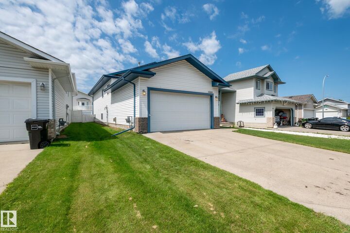 Property Photo:  16280 51 Street NW  AB T5Y 3C8 
